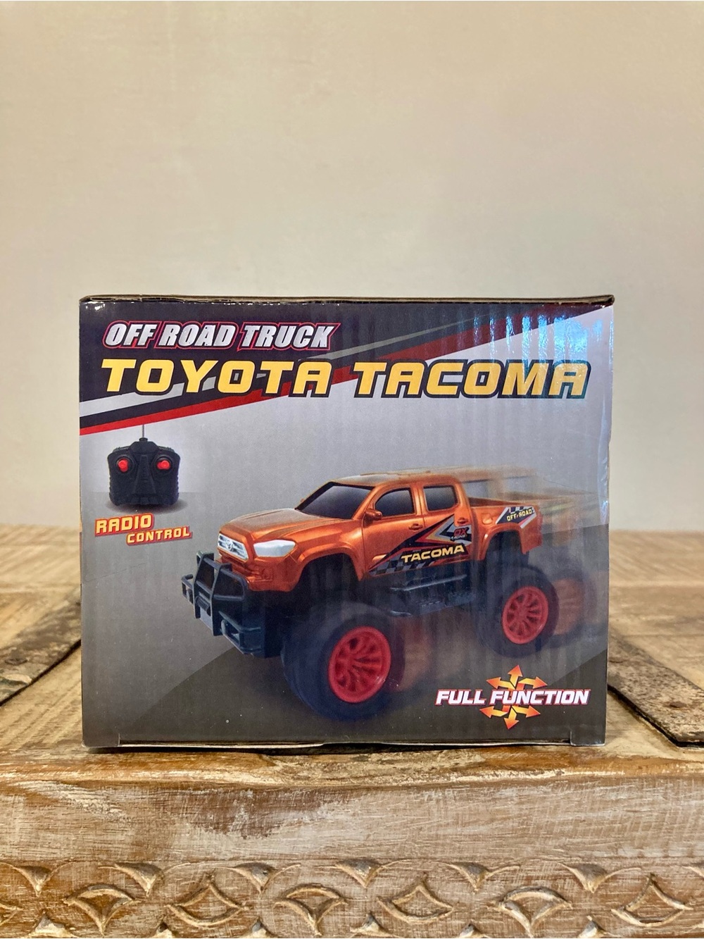 R/C Off Road Truck Toyota Tacoma Radio Control 27MHZ New Orange - Picture 7 of 15